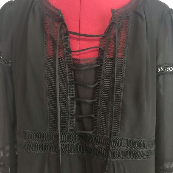 WHBM Karlee Boho Blouse Women's Size 8 Black Lace Trim Lace-Up Front Long Sleeve - Picture 7 of 16